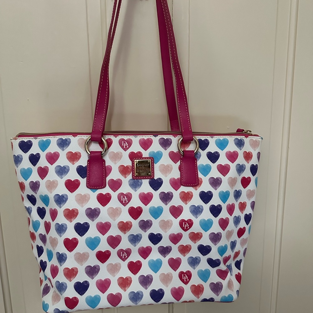 Dooney & Bourke watercolor hearts zip tote purse, excellent condition!